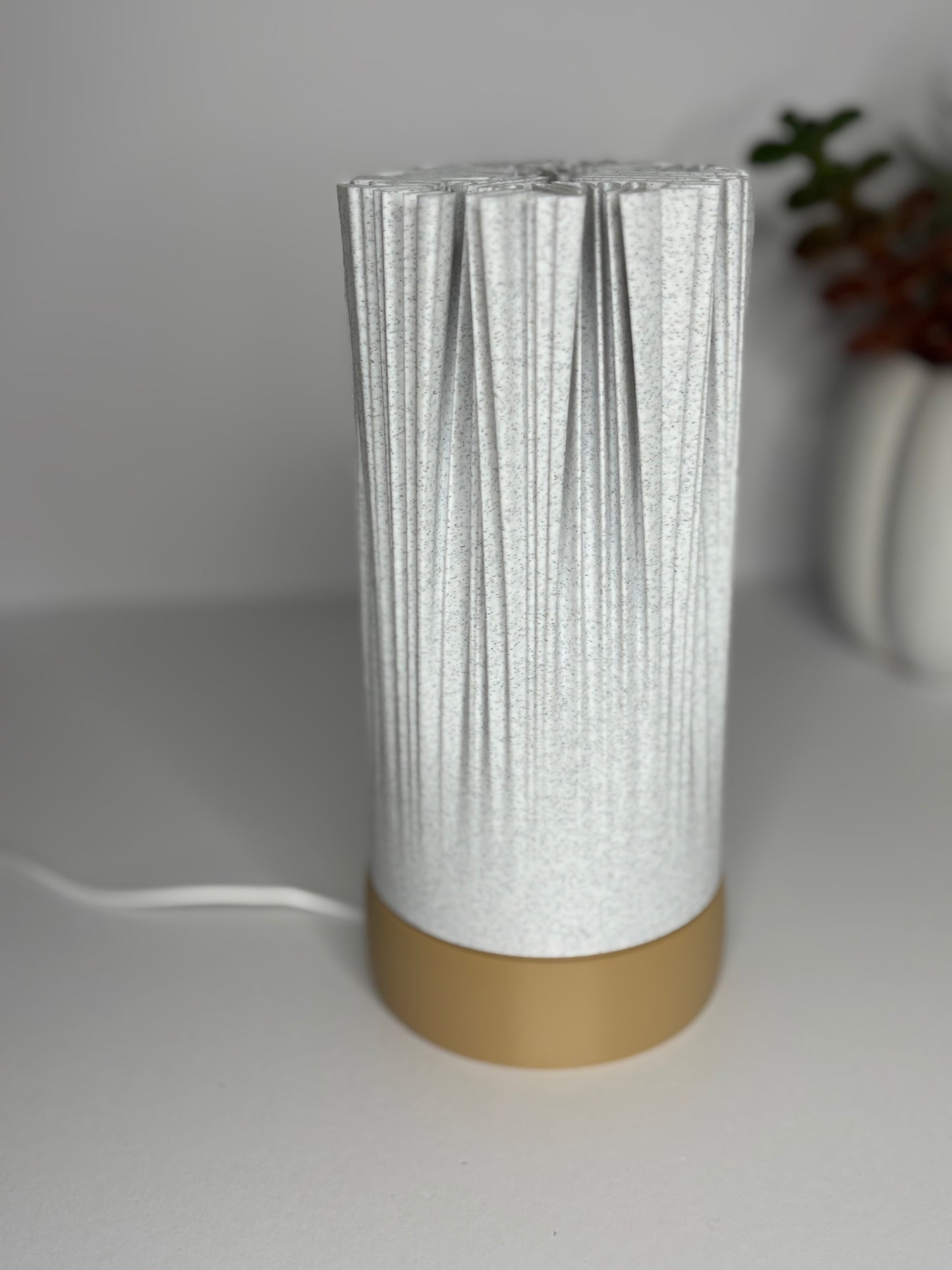 Luma Glow Lamp – 3D Printed Decorative Lamp