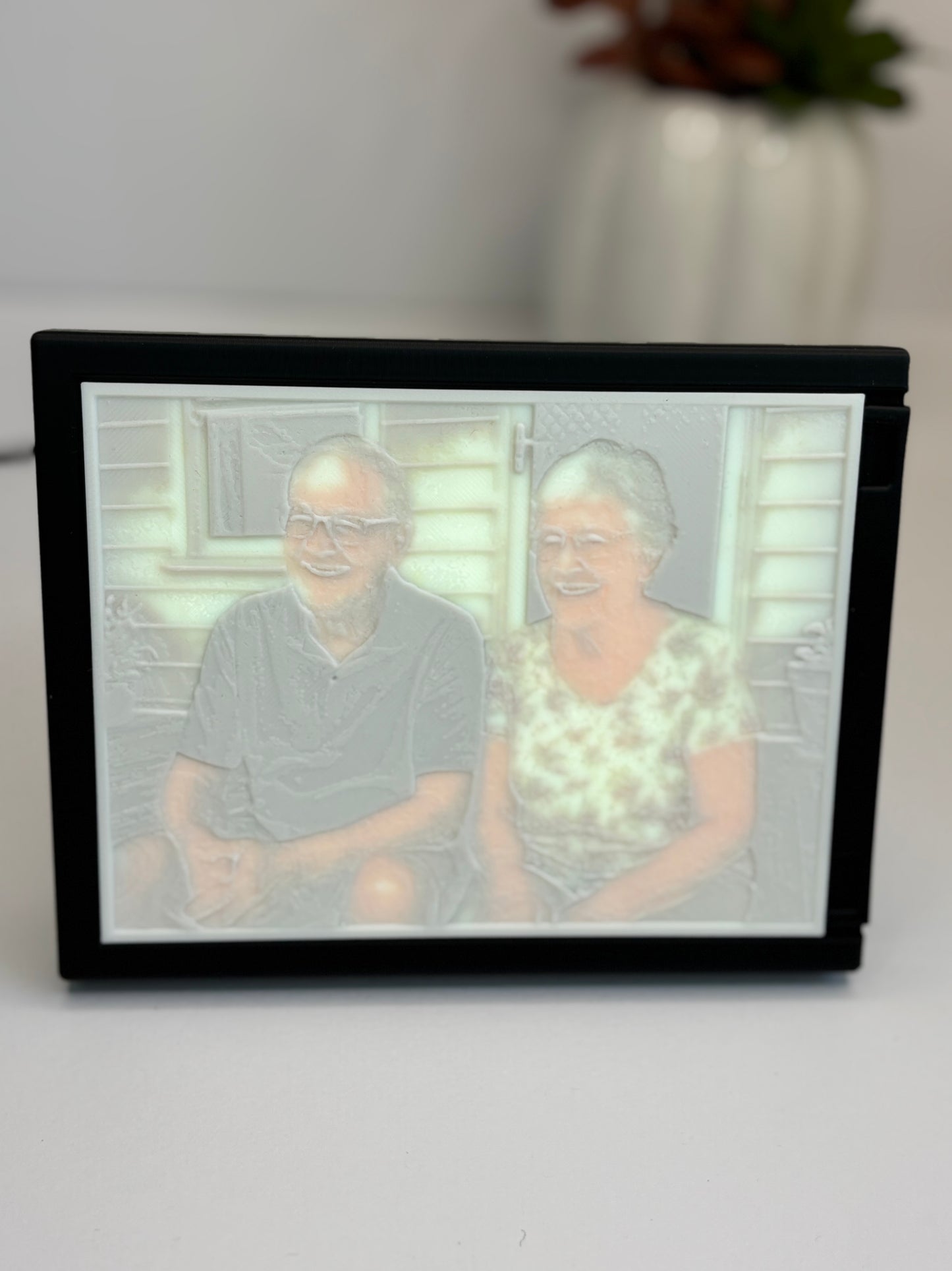 Custom Lithophane Light – Personalized 3D Photo Lamp
