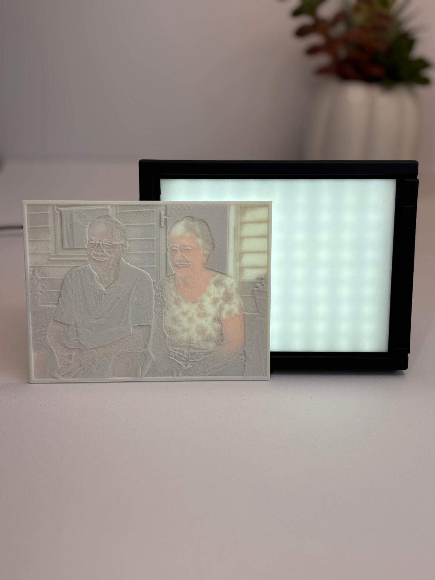 Custom Lithophane Light – Personalized 3D Photo Lamp