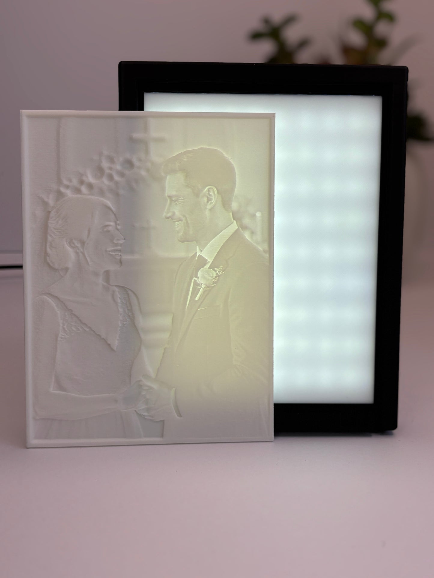 Custom Lithophane Light – Personalized 3D Photo Lamp