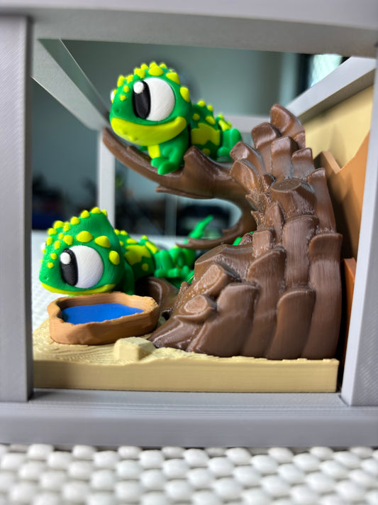 Flexi Chameleon Tank Play Set